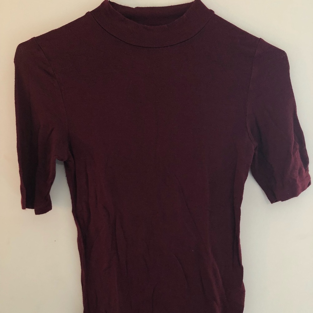 Garage maroon turtle neck short sleeve top